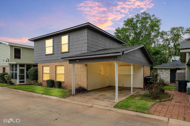 121 Carriage Square Drive, Bossier City, LA 71112