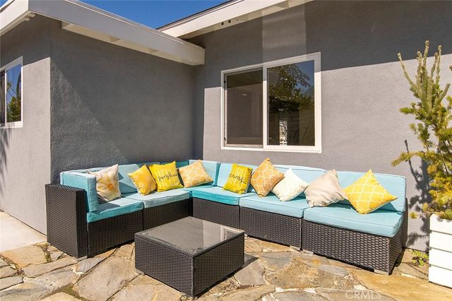 9102 Warfield, Huntington Beach, CA 92646