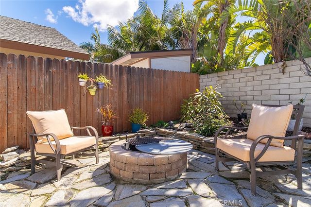 9102 Warfield, Huntington Beach, CA 92646