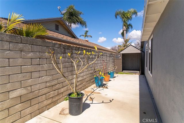 9102 Warfield, Huntington Beach, CA 92646
