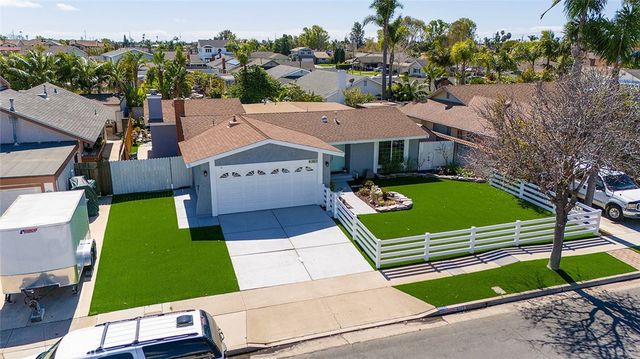 9102 Warfield, Huntington Beach, CA 92646