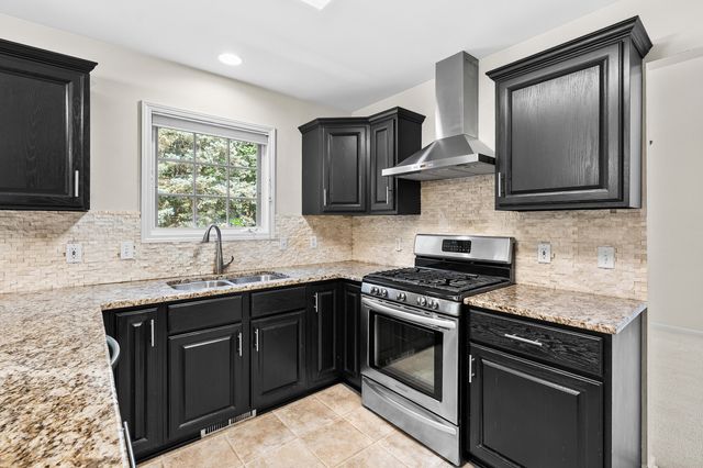 3424 Hampstead Court, Portage City, MI 49024
