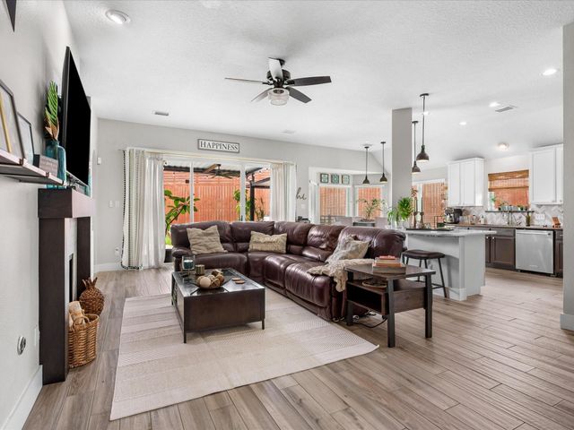 4023 Tigris Ridge Drive, Katy, TX 77449
