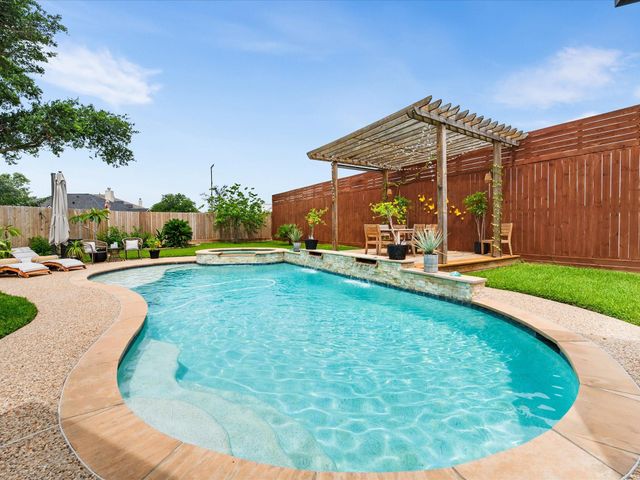 4023 Tigris Ridge Drive, Katy, TX 77449