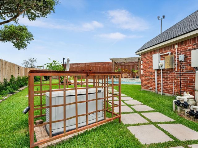 4023 Tigris Ridge Drive, Katy, TX 77449