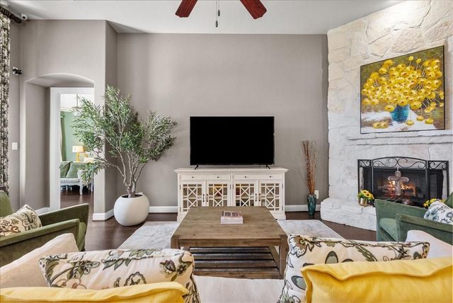 3054 Tradinghouse Creek Lane, League City, TX 77573