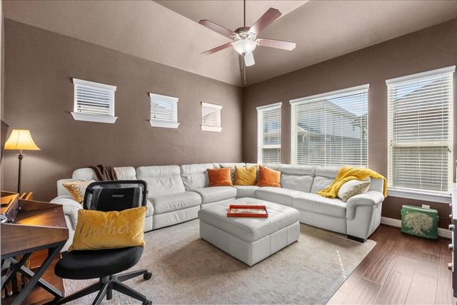 3054 Tradinghouse Creek Lane, League City, TX 77573