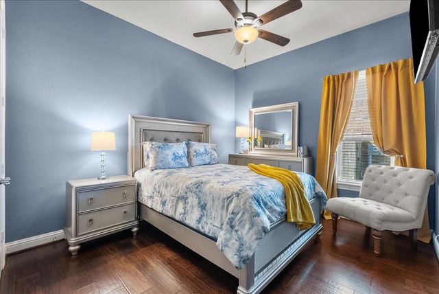 3054 Tradinghouse Creek Lane, League City, TX 77573