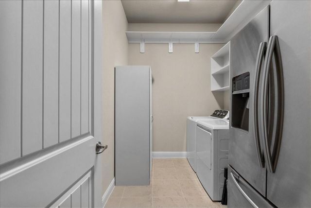 3054 Tradinghouse Creek Lane, League City, TX 77573