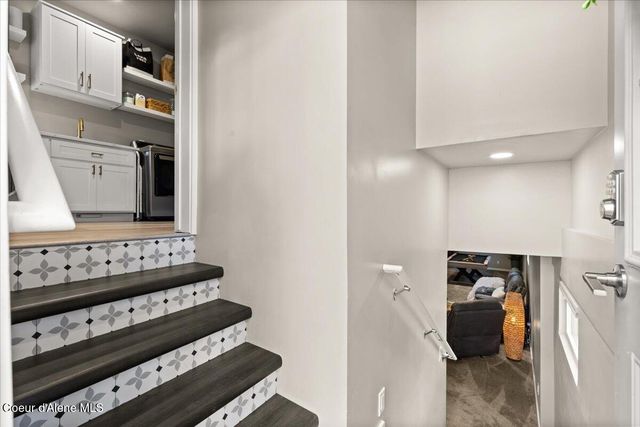 801 E COEUR D ALENE AVE, Coeur D'alene, ID 83815