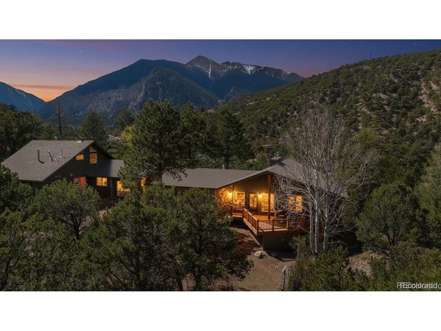 15351 Chimney Rock Rd, Nathrop, CO 81236