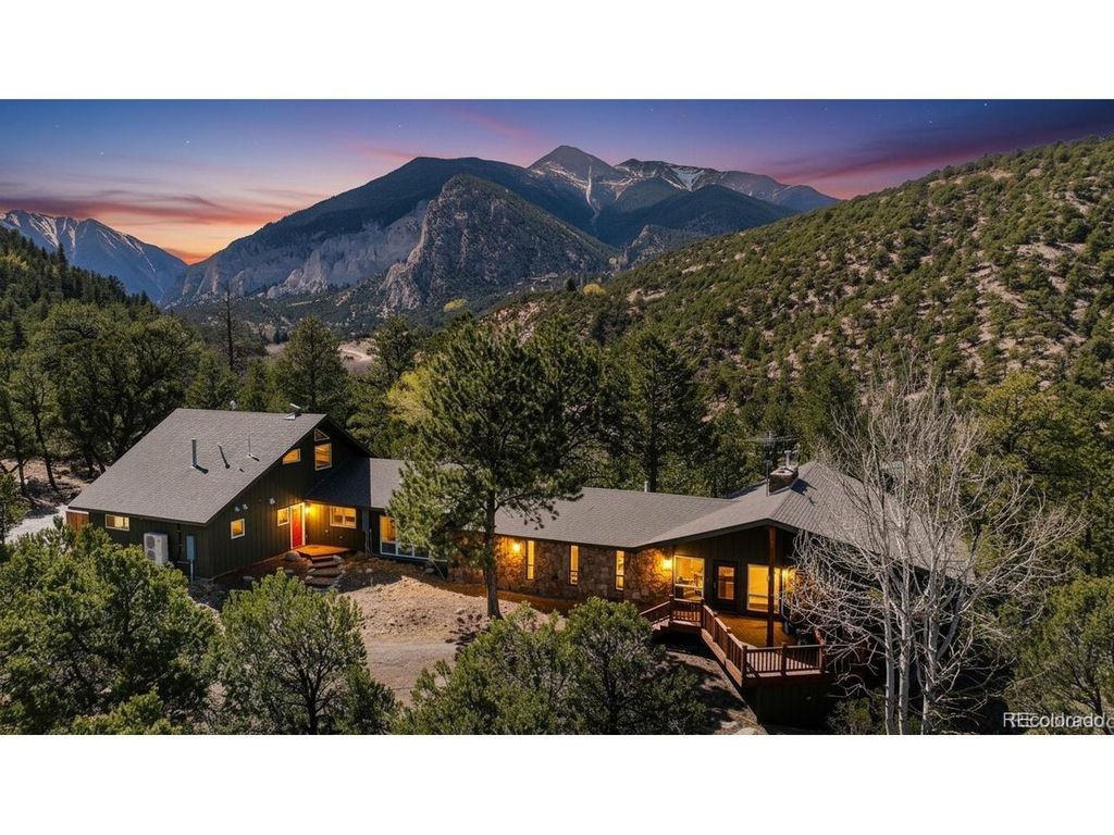 15351 Chimney Rock Rd, Nathrop, CO 81236