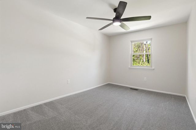 225 BIRCH DR, Lafayette Hill, PA 19444