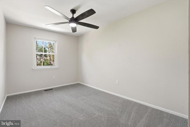 225 BIRCH DR, Lafayette Hill, PA 19444
