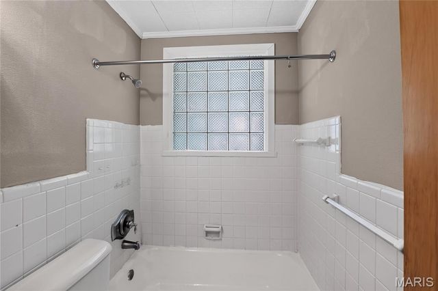 1027 Renshaw Drive, Ferguson, MO 63135
