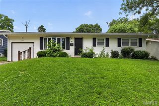 1027 Renshaw Drive, Ferguson, MO 63135