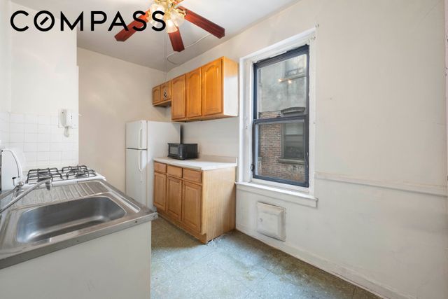 185 E 163rd Street E1, New York City, NY 10451