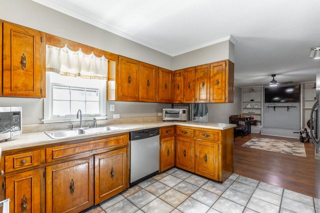 1603 Castleberry Avenue, East Ridge, TN 37412