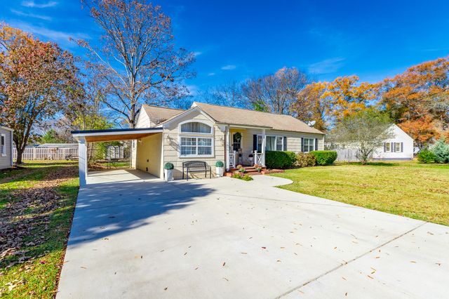 1603 Castleberry Avenue, East Ridge, TN 37412