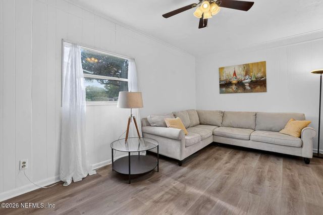 10444 SKYCREST Drive N, Jacksonville, FL 32246