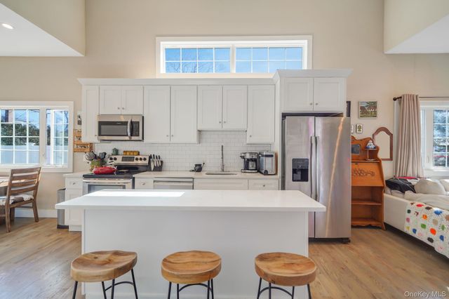 9 Park Place, Patchogue, NY 11772