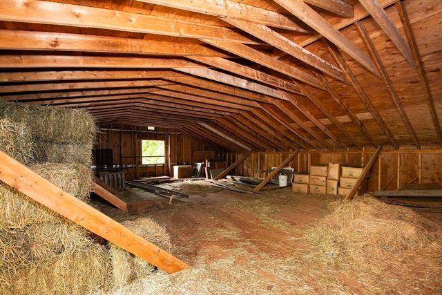 374 High St, Pembroke, MA 02359