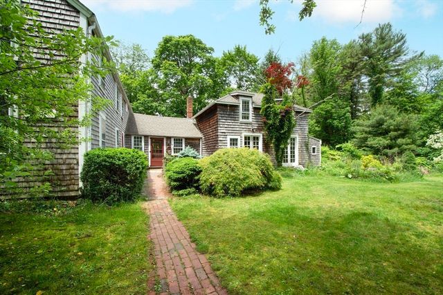 374 High St, Pembroke, MA 02359