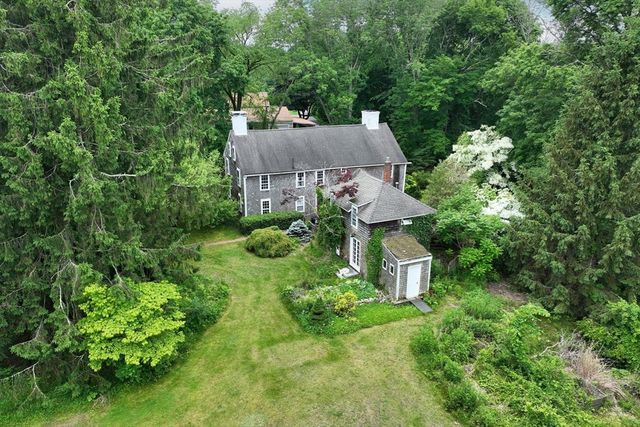 374 High St, Pembroke, MA 02359