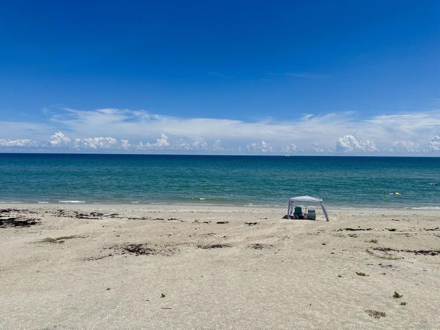 3520 S Ocean Boulevard F501, South Palm Beach, FL 33480
