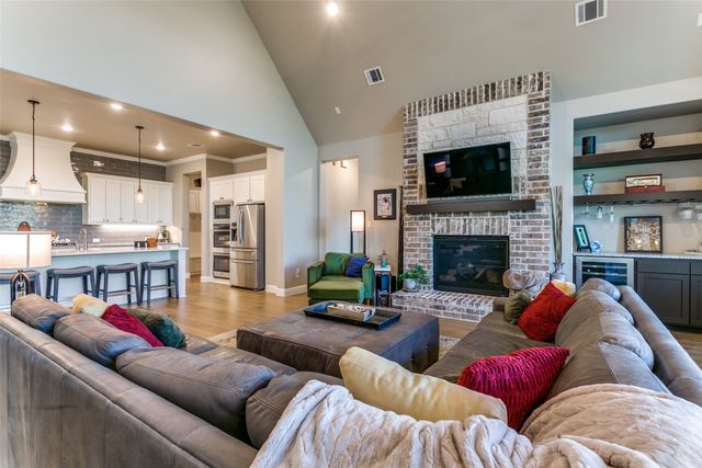 12492 Palmer Drive, Fort Worth, TX 76179