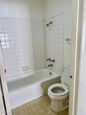 4878 Nara Vista Way 201, Las Vegas, NV 89103