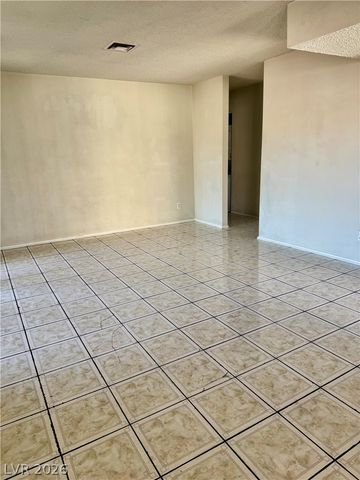 4878 Nara Vista Way 201, Las Vegas, NV 89103