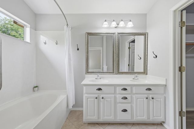 4542 Corran Ferry LOOP, Austin, TX 78749