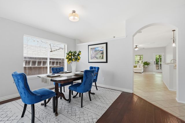 4542 Corran Ferry LOOP, Austin, TX 78749