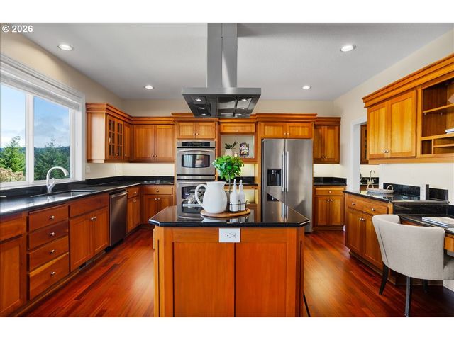 12677 Nw WAKER Dr, Portland, OR 97229