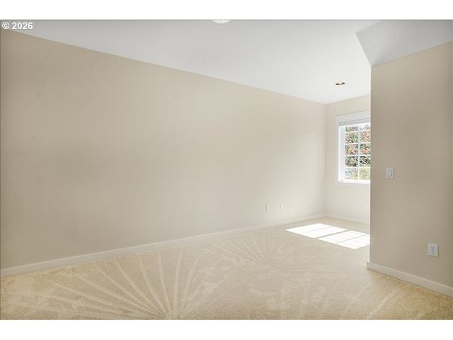 12677 Nw WAKER Dr, Portland, OR 97229