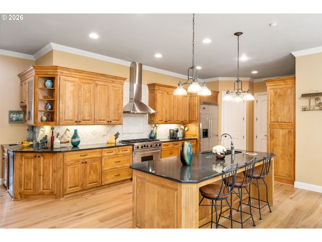 15214 Nw RED CEDAR Ct, Portland, OR 97231