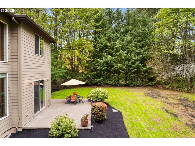 15214 Nw RED CEDAR Ct, Portland, OR 97231