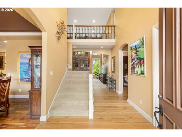 15214 Nw RED CEDAR Ct, Portland, OR 97231