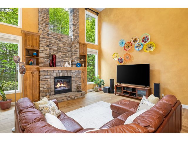 15214 Nw RED CEDAR Ct, Portland, OR 97231