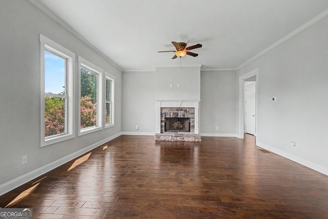 163 Long Shore Way, Newnan, GA 30265