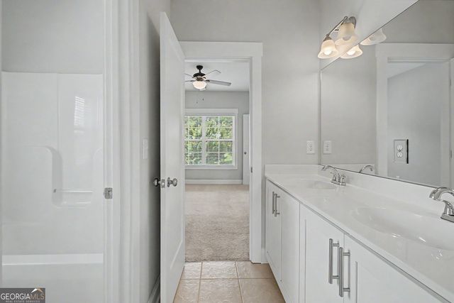 163 Long Shore Way, Newnan, GA 30265