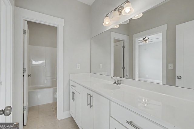 163 Long Shore Way, Newnan, GA 30265