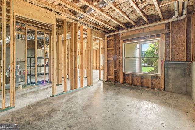 163 Long Shore Way, Newnan, GA 30265