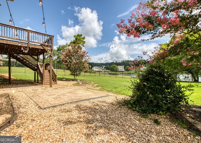163 Long Shore Way, Newnan, GA 30265