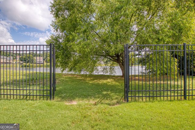 163 Long Shore Way, Newnan, GA 30265