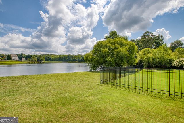 163 Long Shore Way, Newnan, GA 30265
