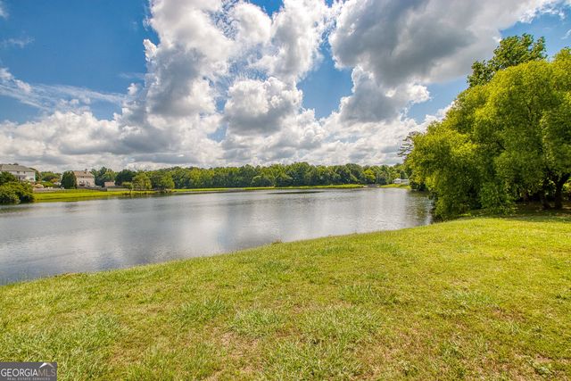 163 Long Shore Way, Newnan, GA 30265
