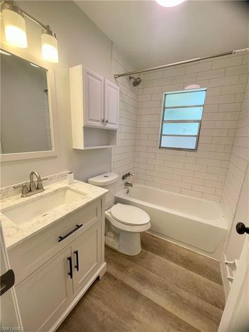 3183 Poinciana DR, Naples, FL 34105