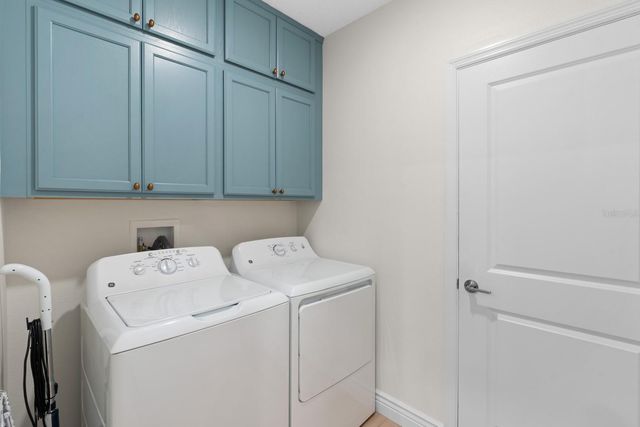 9520 RUNAWAY BREEZE, Land O Lakes, FL 34637